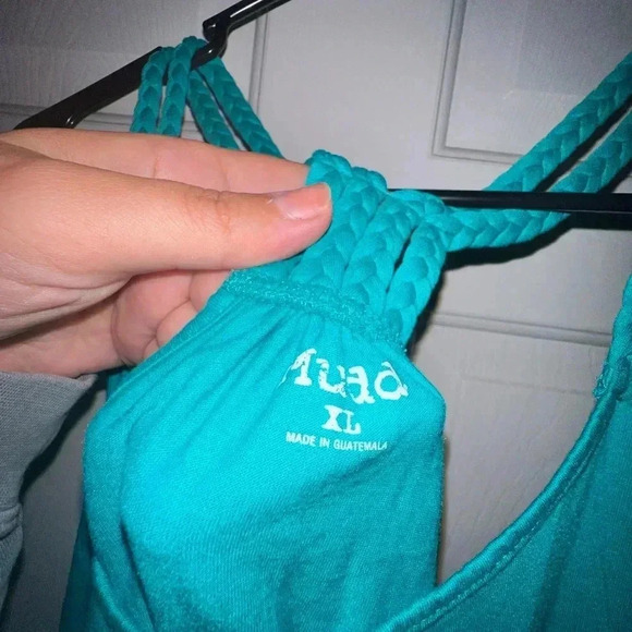 Teal Tank Top ❤️ - Picture 3 of 4